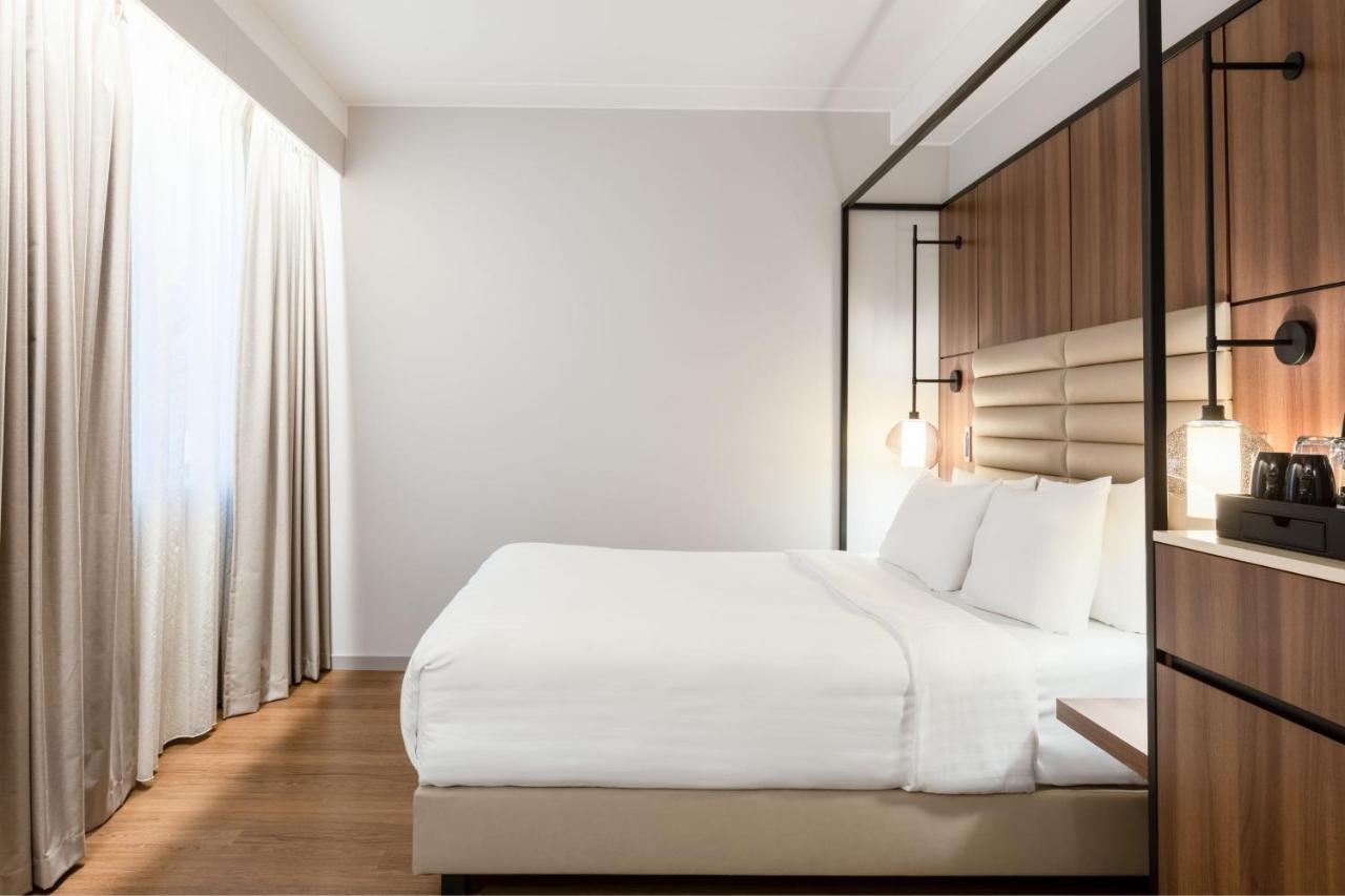 Ac Hotel By Marriott Stockholm Ulriksdal Solna Bagian luar foto